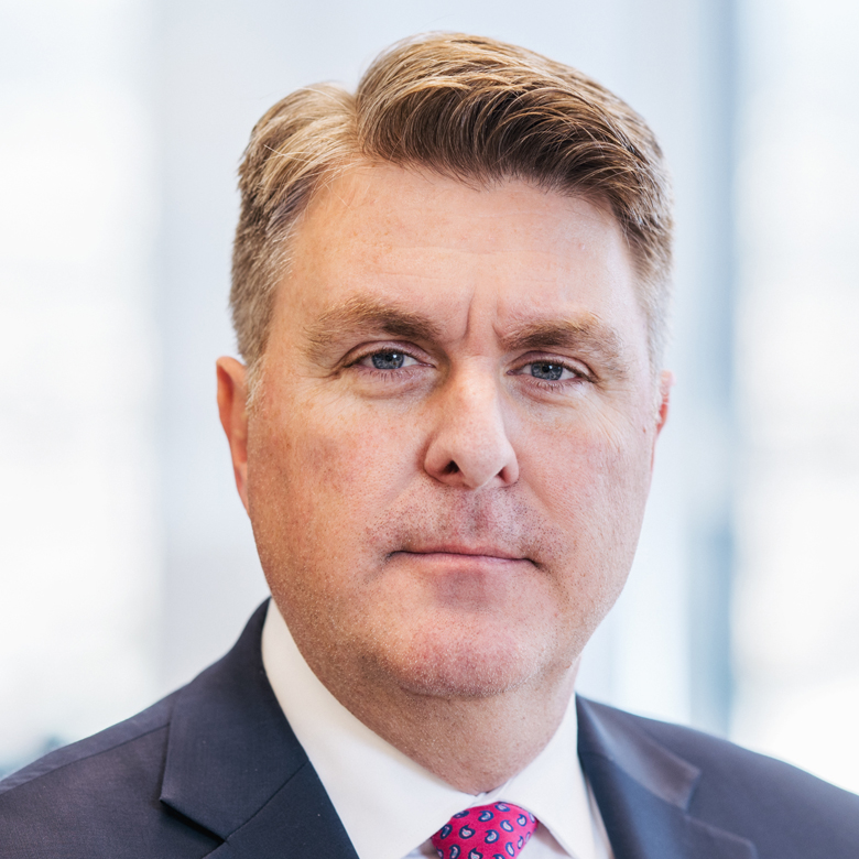 Headshot of Brian Greene