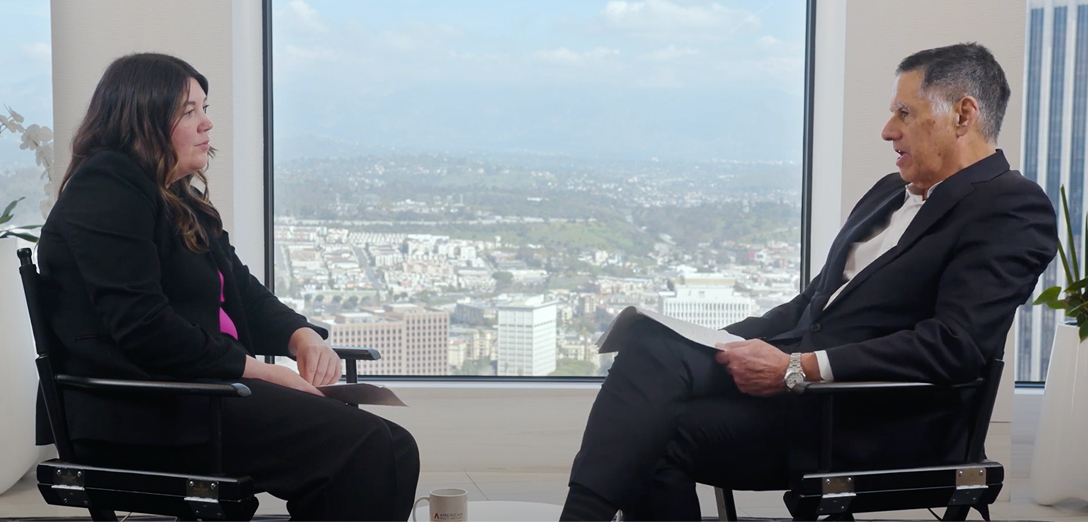 Sabrina Unger and Stanley Iezman sit together talking about AI in commercial real estate