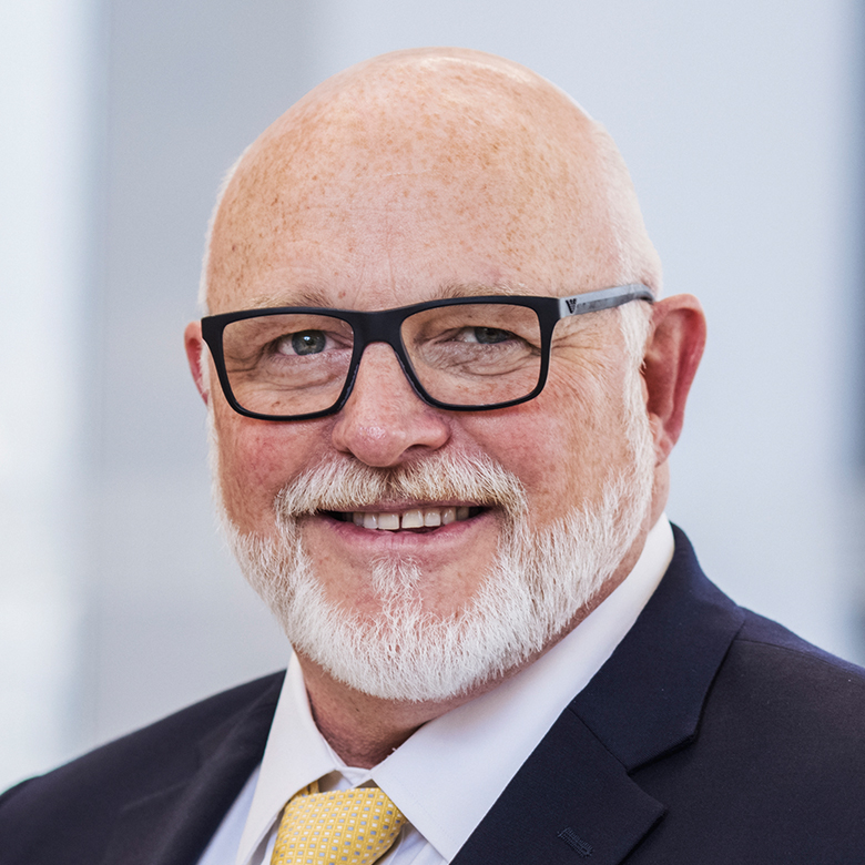 Headshot of Michael Gearheart