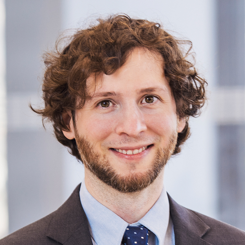 Headshot of Paul Czachorowsk