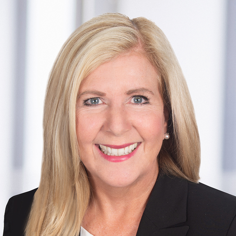 Headshot of Richelle Cook